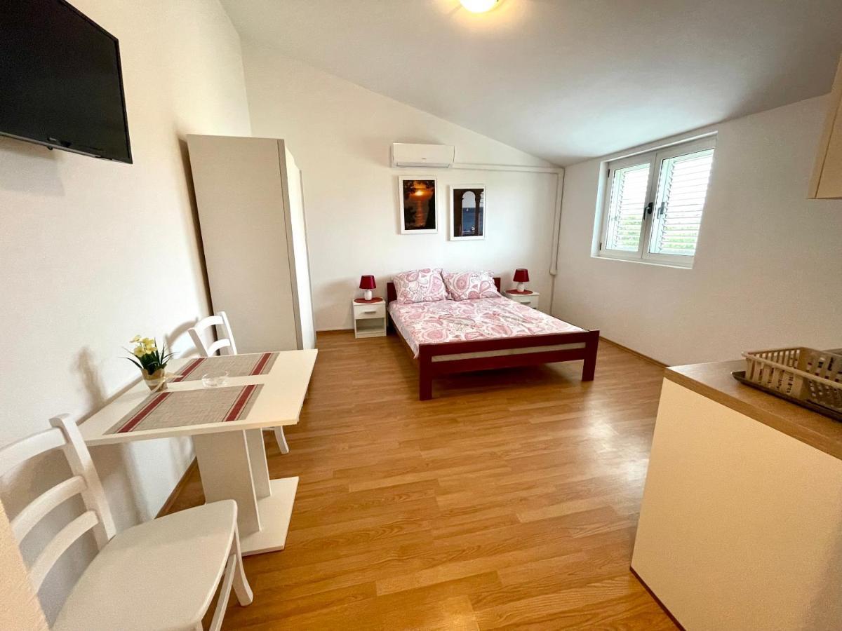 Villa Julie Jadranovo Ngoại thất bức ảnh