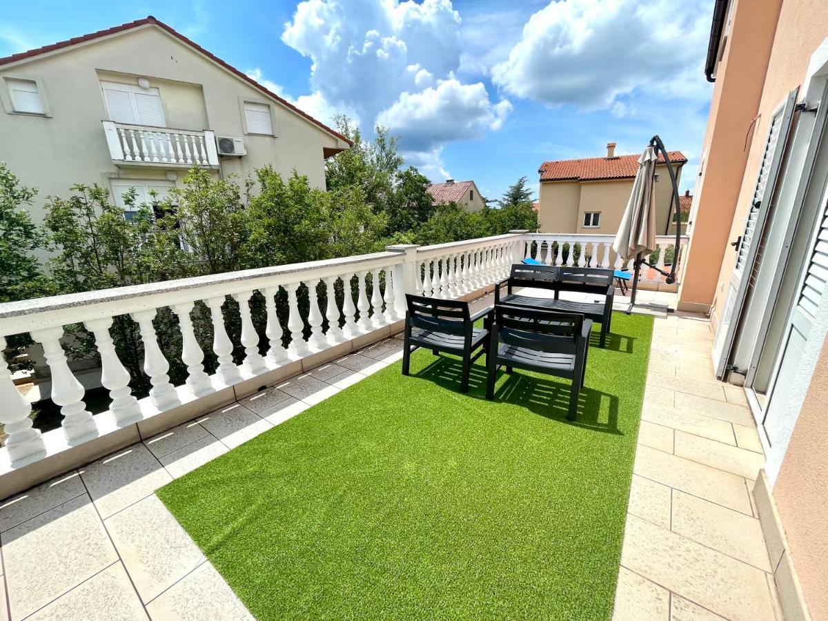 Villa Julie Jadranovo Ngoại thất bức ảnh